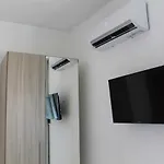 Sunrise Bed & Breakfast 4*